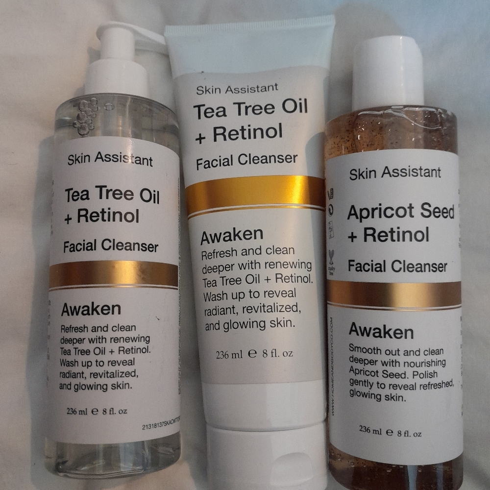 Skin Assistant Awaken Tee Tree Oil Retinol Facial Cleanser